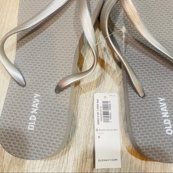 LOT OF 7 PAIRS OLD NAVY FLIP FLOPS. SIZE 6. New - Picture 11 of 14